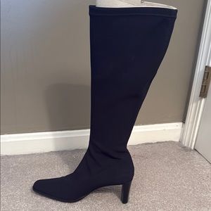 Elegant Black Knee-High Women's Boots